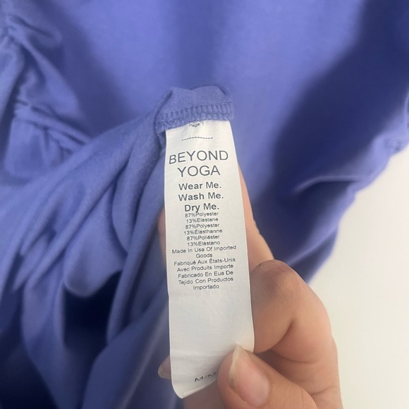 Beyond the bump SPACEDYE ICON MATERNITY DRESS
BEYOND YOGA size medium - Picture 8 of 10